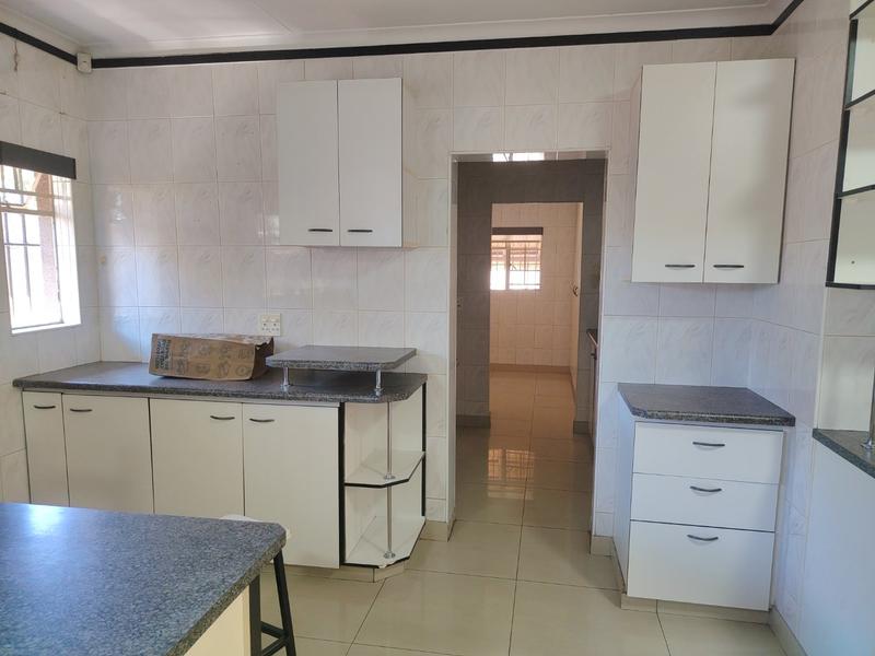 4 Bedroom Property for Sale in Vaalpark Free State